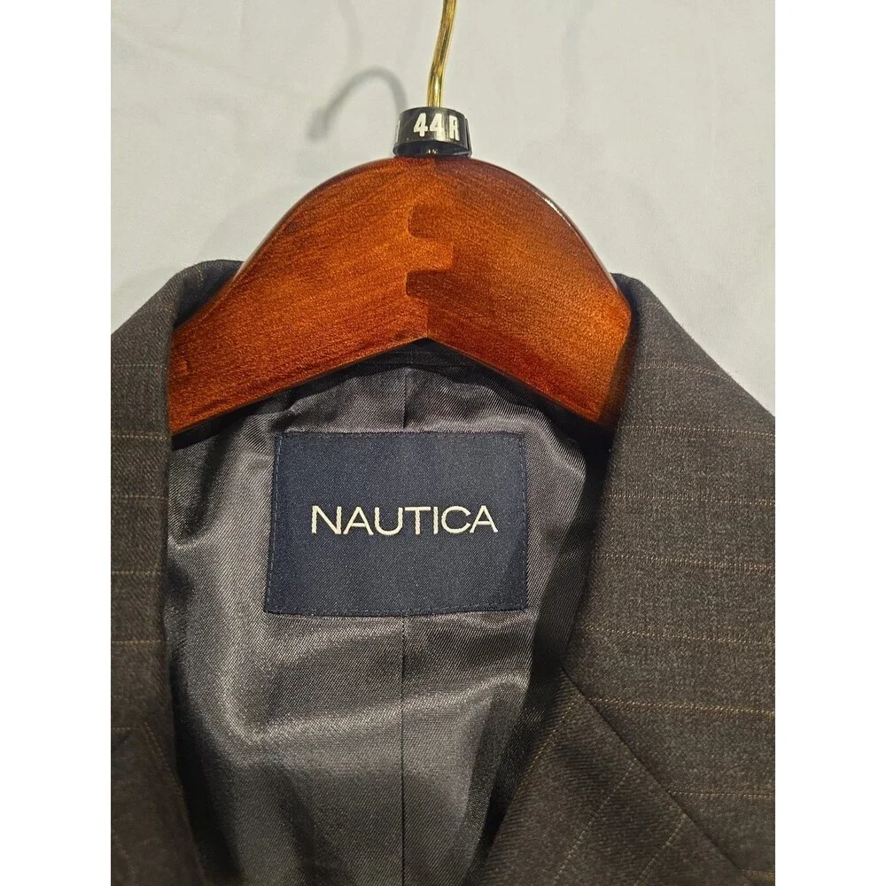 Nautica Men's Gray Pinstripe 2 Piece Suit 44R W38 100% Wool Flat Front 32 Inseam